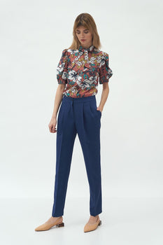  Women trousers model 152501 Nife 