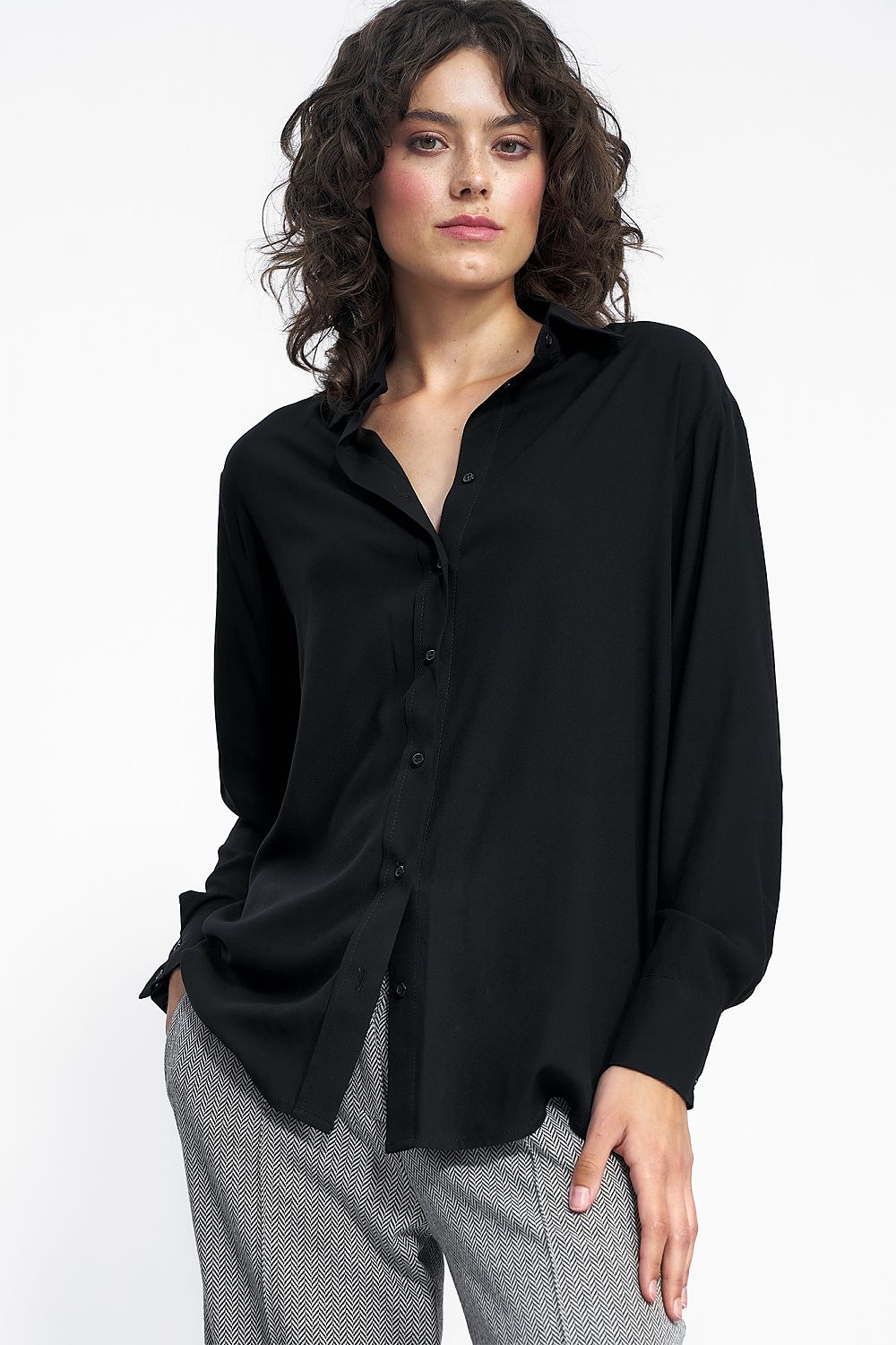  Long sleeve shirt model 184603 Nife 